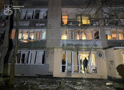 В Одеському районі внаслідок атаки БпЛА пошкоджено житловий будинок та освітній заклад: є постраждалі