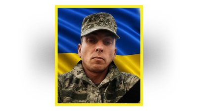 На Чернігівщині попрощалися з бійцями Дмитром Ординським, Сергієм Іслановим, Левом Анікеєвим та Олександром Смовським На Чернігівщині попрощалися з бійцями Дмитром Ординським, Сергієм Іслановим, Левом Анікеєвим та Олександром Смовським