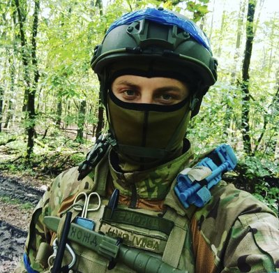 "Рано чи пізно кожен має піти воювати". Історія бійця 77 батальйону 102 бригади Андрія Досюка з Івано-Франківщини "Рано чи пізно кожен має піти воювати". Історія бійця 77 батальйону 102 бригади Андрія Досюка з Івано-Франківщини