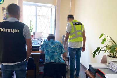 Підпільний покерний клуб у середмісті Житомира: в організації азартних ігор підозрюють чотирьох чоловіків Підпільний покерний клуб у середмісті Житомира: в організації азартних ігор підозрюють чотирьох чоловіків