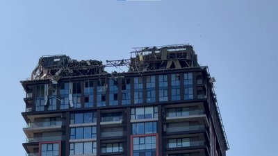 Пошкоджені багатоповерхівка, промислові підприємства та автівки, є жертви: що відбувається на місцях атак РФ у Дніпрі Пошкоджені багатоповерхівка, промислові підприємства та автівки, є жертви: що відбувається на місцях атак РФ у Дніпрі