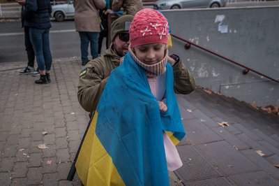 Роковини звільнення Херсона: його жителі згадують, що відбувалось у цей день Роковини звільнення Херсона: його жителі згадують, що відбувалось у цей день