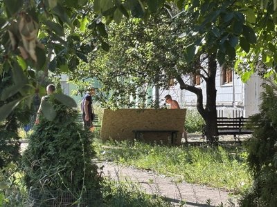 У Чугуєві внаслідок атаки дронів пошкоджені вікна у близько 300 квартирах 2