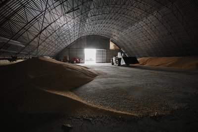 Склад агрофірми "Вікторія" Склад агрофірми "Вікторія"