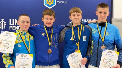Миколаївські фехтувальники — переможці та призери кадетського чемпіонату України Миколаївські фехтувальники — переможці та призери кадетського чемпіонату України