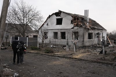 Двоє загиблих, є поранені: які наслідки дронової атаки РФ по Тернівці на Дніпропетровщині та що розповіли очевидці Двоє загиблих, є поранені: які наслідки дронової атаки РФ по Тернівці на Дніпропетровщині та що розповіли очевидці
