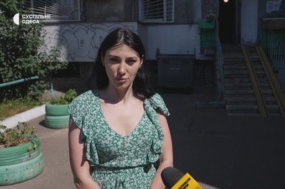 "Емоції переповнюють": мешканці будинку в Одесі, в який влучив російський дрон, повернулися до своїх квартир "Емоції переповнюють": мешканці будинку в Одесі, в який влучив російський дрон, повернулися до своїх квартир