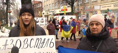 Хмельничанки Людмила і Юлія третій рік чекають з російського полону зятя Хмельничанки Людмила і Юлія третій рік чекають з російського полону зятя