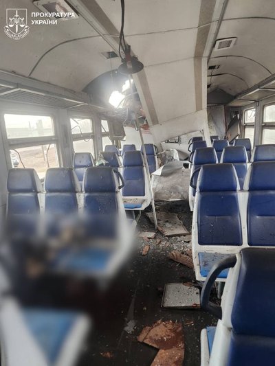 Наслідки прямого влучання в електропотяг сполученням Слатине — Харків вранці 24 березня 2026 року