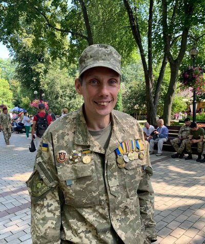 I am lucky to survive. Three stories of soldiers who were wounded but kept fighting I am lucky to survive. Three stories of soldiers who were wounded but kept fighting