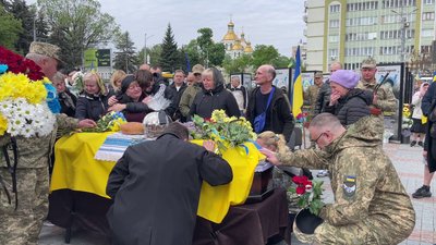 З військовим Романом Галаном попрощалися у Рівному З військовим Романом Галаном попрощалися у Рівному
