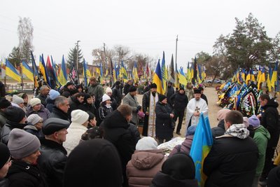 В Охтирці попрощалися з військовослужбовцем Іваном Кравченком В Охтирці попрощалися з військовослужбовцем Іваном Кравченком