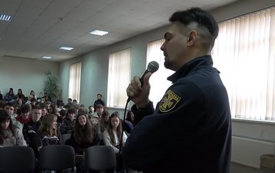 Піротехнік, Віктор Матвіїв, діти, школа Піротехнік, Віктор Матвіїв, діти, школа