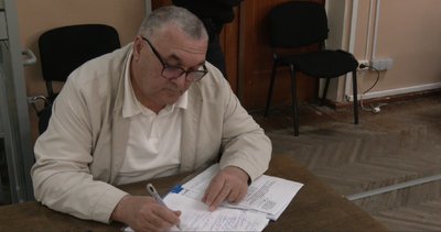 У Кіровоградській області допитали потерпілу у справі про вбивство собаки