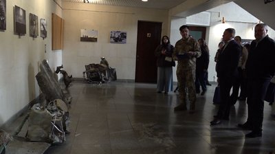 Уламки літаків і двигуни "шахедів": у Черкасах відкрили виставку "Ціль знищено" Уламки літаків і двигуни "шахедів": у Черкасах відкрили виставку "Ціль знищено"