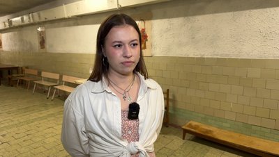Молитва і музика під час атаки на Луцьк: студенти волинського коледжу зворушили мережу співом в укритті Молитва і музика під час атаки на Луцьк: студенти волинського коледжу зворушили мережу співом в укритті