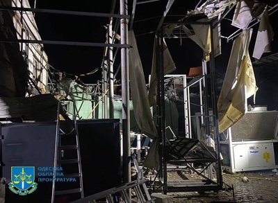 Армія РФ атакувала балістикою цивільну інфраструктуру в Одеському районі: є загиблі та поранені