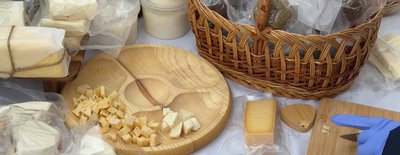 Гості та жителі міста могли придбати продукцію від крафтових виробників, 20 грудня 2025 року, Хмельницький Гості та жителі міста могли придбати продукцію від крафтових виробників, 20 грудня 2025 року, Хмельницький