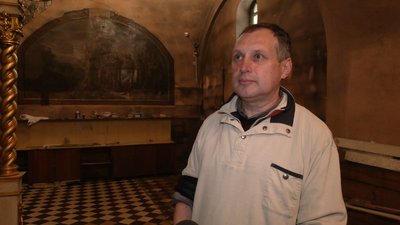 Олександр Ткач, який реставрує Спасо-Преображенський собор у Чернігові 23 травня 2024 року Олександр Ткач, який реставрує Спасо-Преображенський собор у Чернігові 23 травня 2024 року