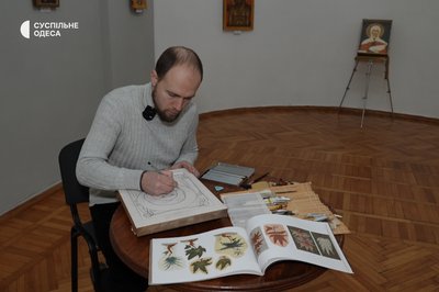 Пише ікони та допомагає побратимам: військовий капелан з Рівного про свою творчість та службу Пише ікони та допомагає побратимам: військовий капелан з Рівного про свою творчість та службу