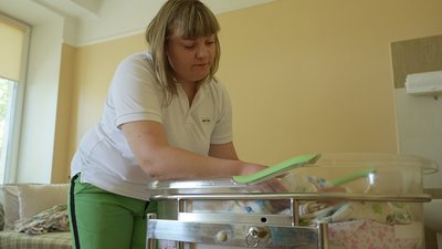 У кропивницькому пологовому живуть двоє немовлят, яких покинули матері У кропивницькому пологовому живуть двоє немовлят, яких покинули матері