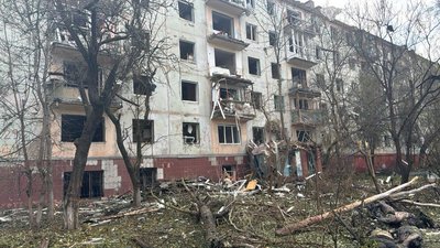 У Краматорську внаслідок російського авіаудару загинули троє працівників ТЕЦ, ще двоє цивільних поранені У Краматорську внаслідок російського авіаудару загинули троє працівників ТЕЦ, ще двоє цивільних поранені