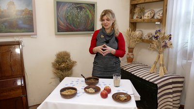 Мак, замочений у воді, та мед: у Вінниці готують автентичну кутю Мак, замочений у воді, та мед: у Вінниці готують автентичну кутю