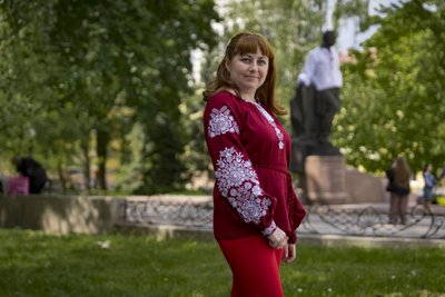 "Це ідентичність нашого народу". Як у Дніпрі святкують день вишиванки