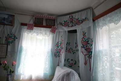 "Страшніше виїхати, ніж чути КАБи”: жителька Річок розповіла про життя під обстрілами "Страшніше виїхати, ніж чути КАБи”: жителька Річок розповіла про життя під обстрілами