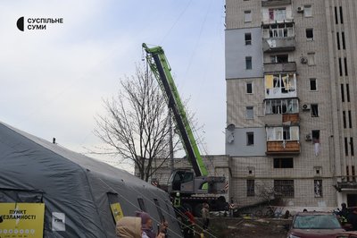 Удар дронами по житловому будинку в Охтирці: що розповіли очевидці
