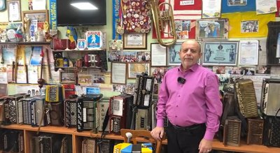 Три роки чекав підтвердження унікальності: музикант із Черкащини запатентував свій винахід Три роки чекав підтвердження унікальності: музикант із Черкащини запатентував свій винахід