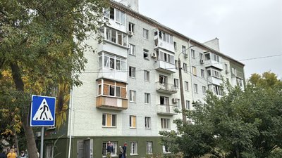 Нерозірваний «шахед» дістали з будинку: є пораненй. Наслідки атаки РФ на Миколаїв Нерозірваний «шахед» дістали з будинку: є пораненй. Наслідки атаки РФ на Миколаїв