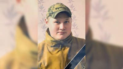 На Чернігівщині попрощалися з чотирма військовими ЗСУ, які загинули на фронті На Чернігівщині попрощалися з чотирма військовими ЗСУ, які загинули на фронті