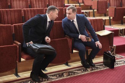 Кандидати на посаду керівника Спеціалізованої антикорупційної прокуратури (САП) Олександр Клименко (ліворуч) та Андрій Синюк під час фінального етапу співбесід конкурсу, Київ, 21 грудня 2021 року Кандидати на посаду керівника Спеціалізованої антикорупційної прокуратури (САП) Олександр Клименко (ліворуч) та Андрій Синюк під час фінального етапу співбесід конкурсу, Київ, 21 грудня 2021 року
