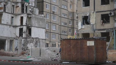 Ремонт будинків на вулиці Баленка після обстрілу: провальні тендери у Полтаві і досвід інших міст Ремонт будинків на вулиці Баленка після обстрілу: провальні тендери у Полтаві і досвід інших міст