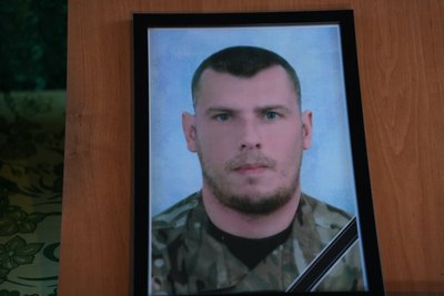 У Херсоні в останню путь провели військових Владислава Кисельова та Дмитра Жукова У Херсоні в останню путь провели військових Владислава Кисельова та Дмитра Жукова