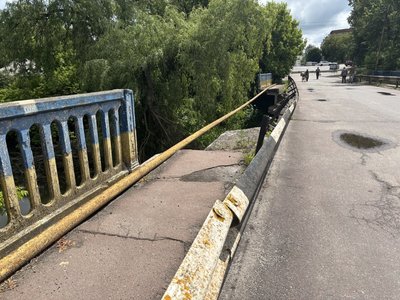 У Бердичеві ремонт аварійного мосту через Гнилоп’ять планують завершити за пів року — обрали підрядника У Бердичеві ремонт аварійного мосту через Гнилоп’ять планують завершити за пів року — обрали підрядника