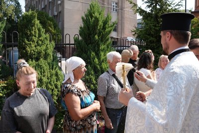 «Освячують дари природи»: у громадах ПЦУ на Кіровоградщині відзначають Яблучний Спас