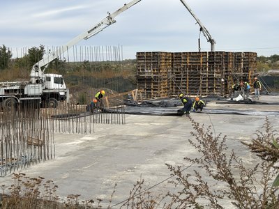 У Чугуєві на Харківщині будують підземну школу У Чугуєві на Харківщині будують підземну школу