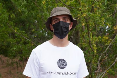 Теорія, польоти на симуляторі та полігон. Як на Дніпропетровщині цивільних навчають збивати дрони Теорія, польоти на симуляторі та полігон. Як на Дніпропетровщині цивільних навчають збивати дрони