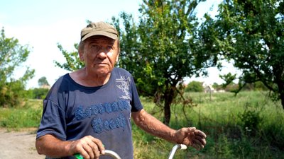 "І думаєш, до завтра доживеш чи ні". У Сіверську на Донеччині лишаються менше тисячі людей: репортаж "І думаєш, до завтра доживеш чи ні". У Сіверську на Донеччині лишаються менше тисячі людей: репортаж