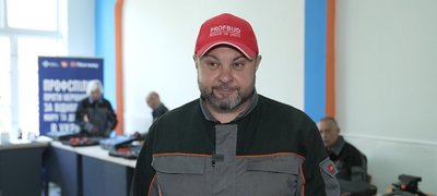 "Це перший крок до самостійності": як у Чернівцях підопічні евакуйованого інтернату вчаться на сантехніків "Це перший крок до самостійності": як у Чернівцях підопічні евакуйованого інтернату вчаться на сантехніків