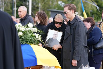 Прощання з військовослужбовцем та підприємцем з Буковини, з Ярославом Левицьким Прощання з військовослужбовцем та підприємцем з Буковини, з Ярославом Левицьким