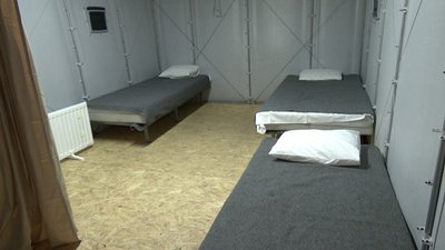 "У мами пиріжки смачніші. Але тут теж смачно": прикордонники показали свій побут