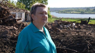 "Мене вкинуло хвилею назад у коридор": жителька села на Кіровоградщині про нічний обстріл "Мене вкинуло хвилею назад у коридор": жителька села на Кіровоградщині про нічний обстріл