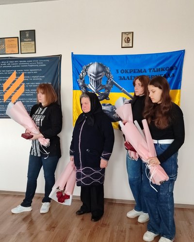 Захисників з Хмельниччини відзначили орденами “За мужність” III ступеня (посмертно) Захисників з Хмельниччини відзначили орденами “За мужність” III ступеня (посмертно)