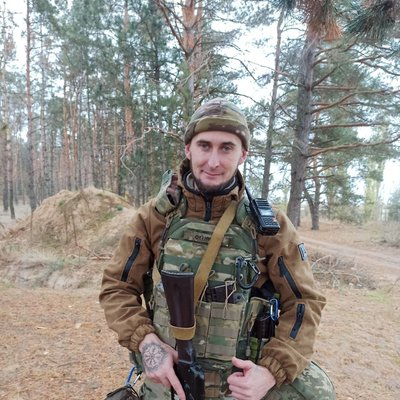 "Це війна – за Україну": захисник з Миколаєва Олександр Долбнєв переїхав у село на Черкащині "Це війна – за Україну": захисник з Миколаєва Олександр Долбнєв переїхав у село на Черкащині