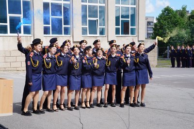 Вперше в історії закладу: як на Буковині випускають перший курс ліцеїсток Вперше в історії закладу: як на Буковині випускають перший курс ліцеїсток