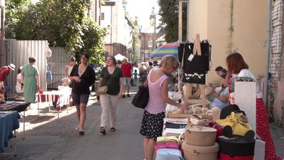 Осінь на Поштовій: рівняни святкували на одній із найстаріших вулиць міста Осінь на Поштовій: рівняни святкували на одній із найстаріших вулиць міста