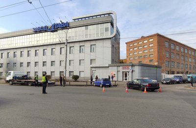 Аварія у Полтаві спричинила затори на трьох вулицях міста Аварія у Полтаві спричинила затори на трьох вулицях міста